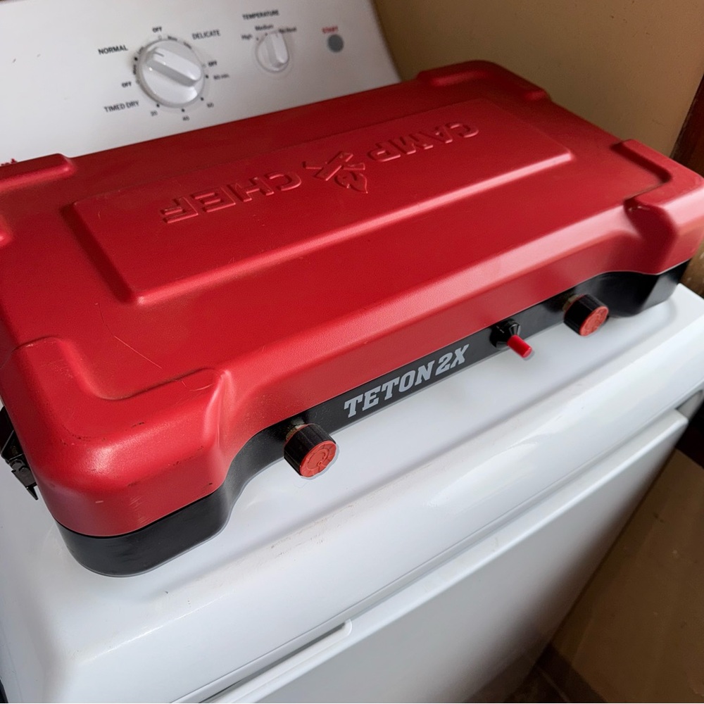 Red Camp Chef Teton 2X Stove